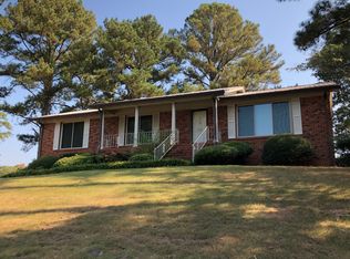 425 Hillside Rd, Bessemer, AL 35020
