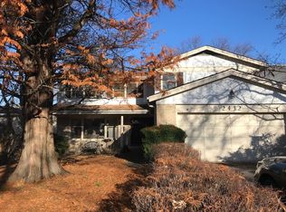 2432 Birchwood Ln, Wilmette, IL