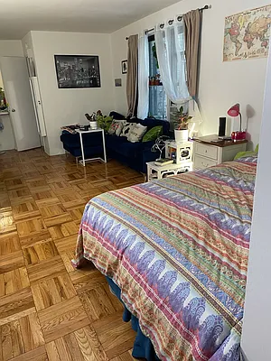 Rented by B Gans Management | media 2
