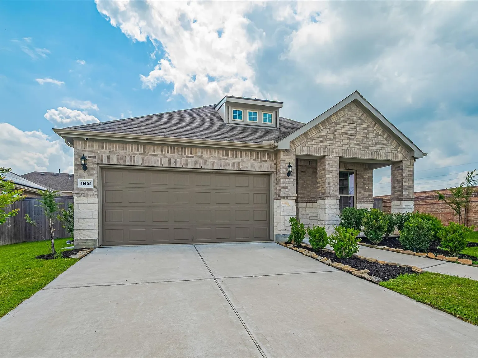 3 bed, 2.0 bath, 1796 sqft, $2,750 — Photo 3