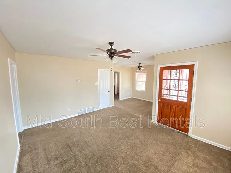 5396 Lochinvar Rd — Photo 8