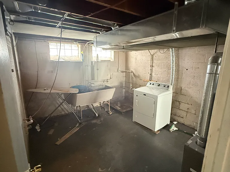 8005 Wainstead Dr — Photo 12