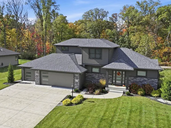 14379 Whisper Rock Blvd, Fort Wayne, IN 46845