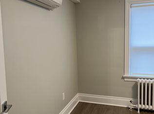 3 Kingswood Rd, Toronto, ON M4E3N4