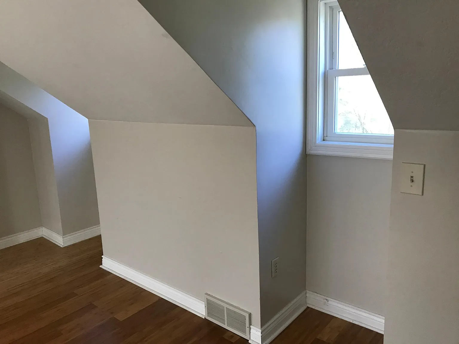 3 bed, 2488 sqft, $2,800 — Photo 4
