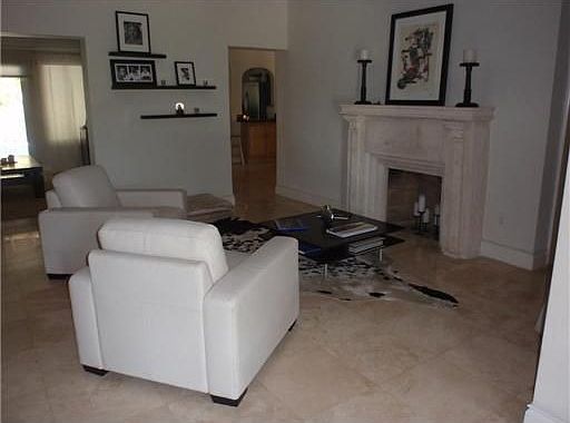 3rd image of 4550 N Michigan Ave