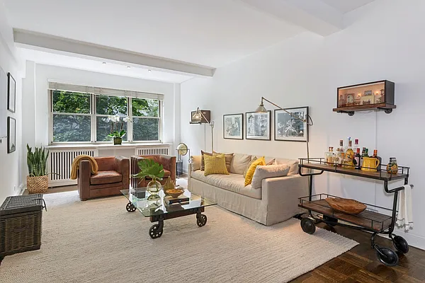 Sold by Corcoran | media 14