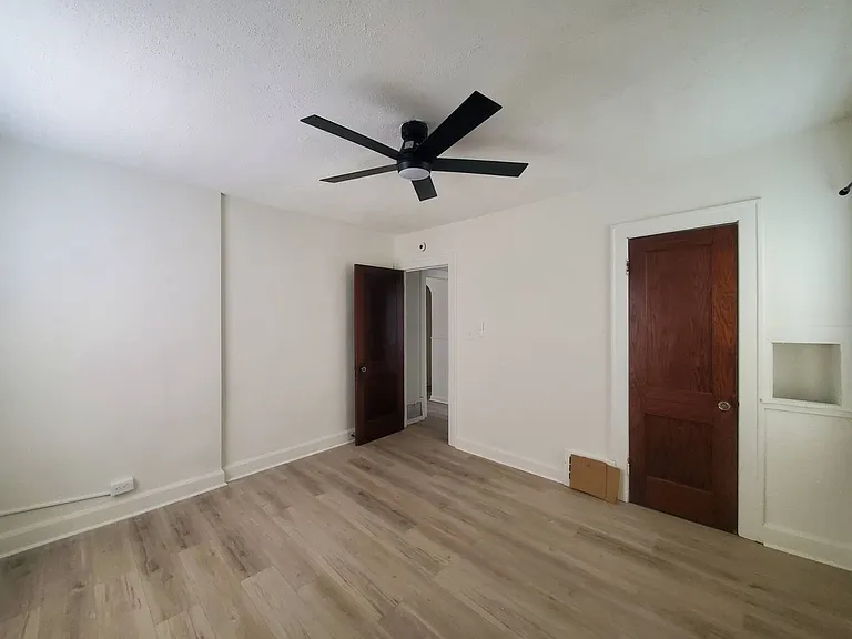 13407 Puritas Ave — Photo 9