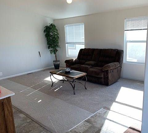 4th image of 363 Myrtle Beach St