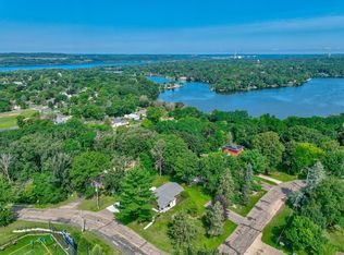 1109 Saint Croix Hts, Hudson, WI 54016