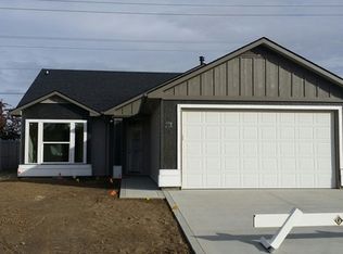 2928 W Los Flores St, Meridian, ID 83646