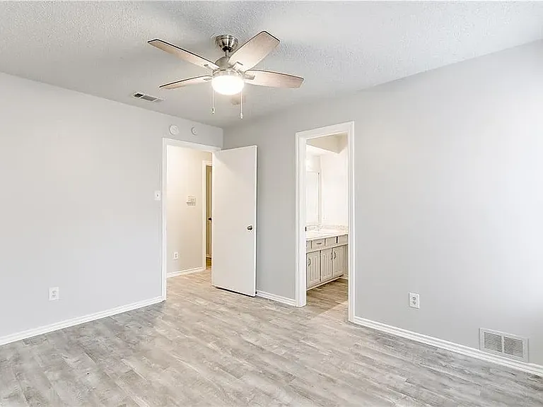 2029 Springwood Pl #A — Photo 14