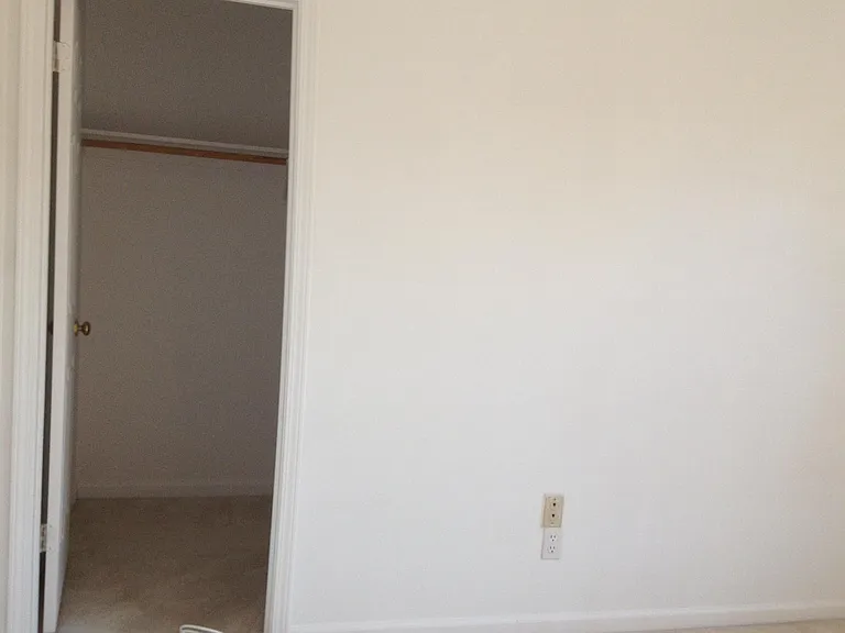 5 Holtz Ct — Photo 30