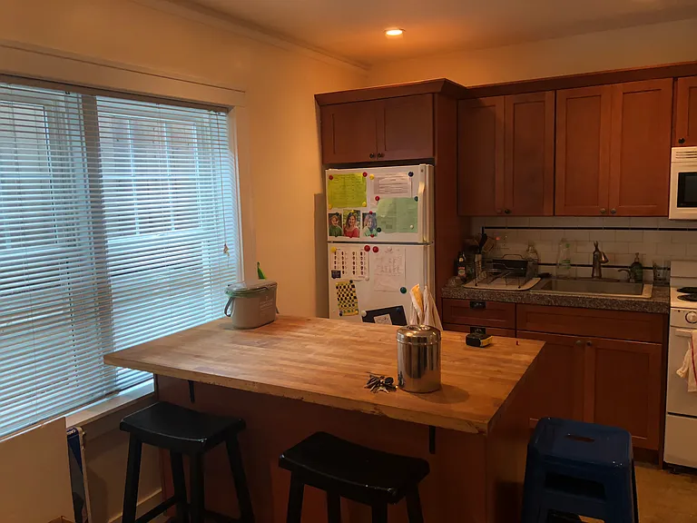 1425 SE 24th Ave #102 — Photo 5