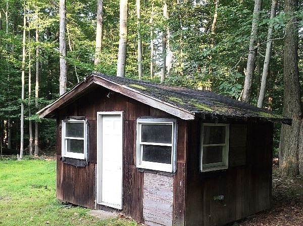 2nd image of 1513 Tommys Ln