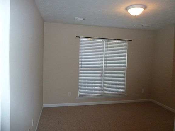 2nd image of 2069 Lake Forest Dr
