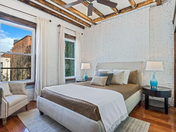 413 W 48th St APT 5R, Manhattan, NY 10036