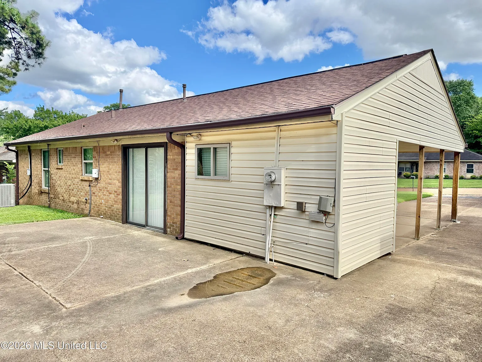 2 bed, 1.0 bath, 1157 sqft, $1,500 — Photo 3