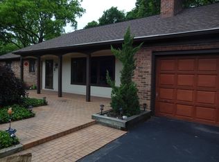 5084 Olentangy River Rd, Columbus, OH 43214