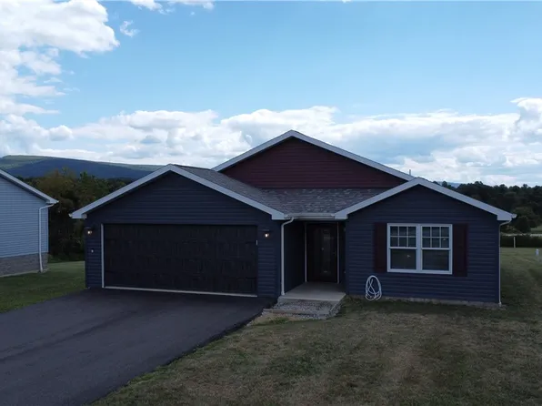 160 Brownfield Ln S, Uniontown, PA 15401