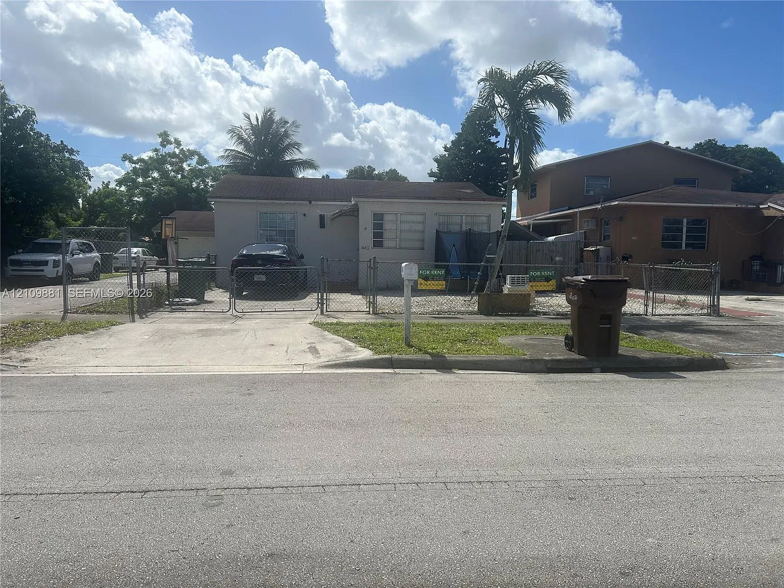 6th Addn To Hialeah — Photo 3