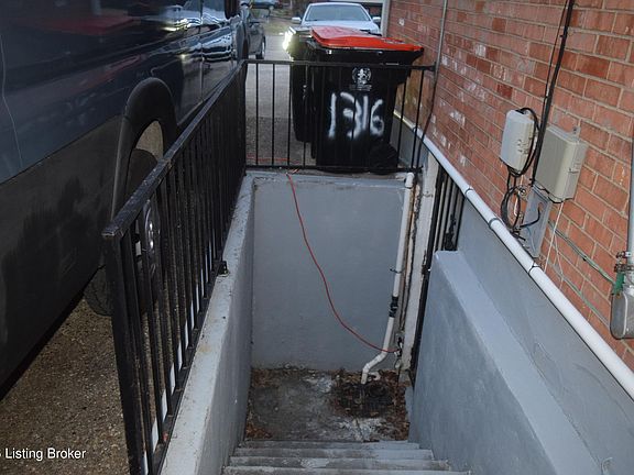 3rd image of 1316 Joni Dr