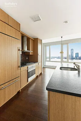 Rented by Sotheby's International Realty | media 2