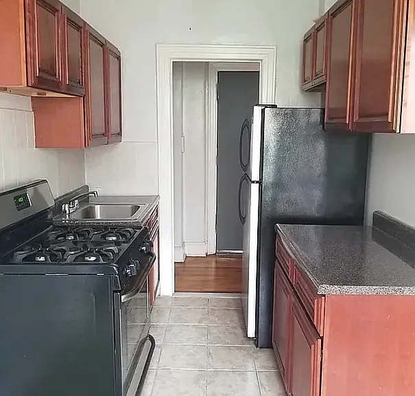 2101 Westbury Ct #3I — Photo 6