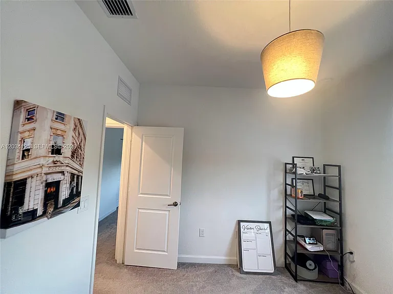 20610 NE 5th Pl #6104 — Photo 31
