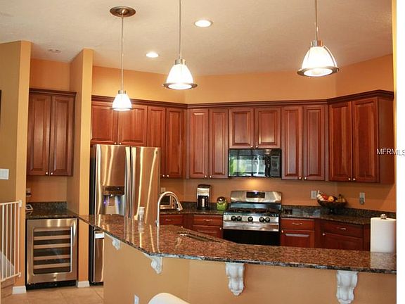 2nd image of 12818 Castlemaine Dr