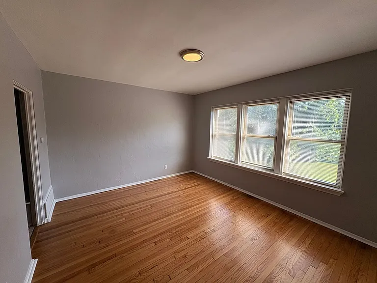 3440 Delor St — Photo 73