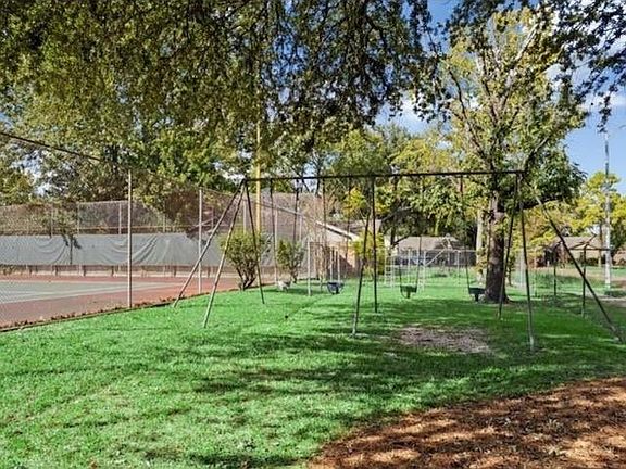 5th image of 3406 Lemon Tree Ln