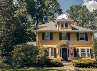 272 Fern St, West Hartford, CT 06119