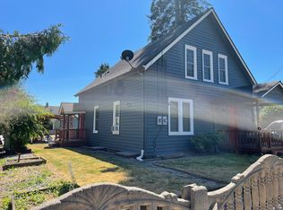 344 Elizabeth St #B, Monroe, WA 98272