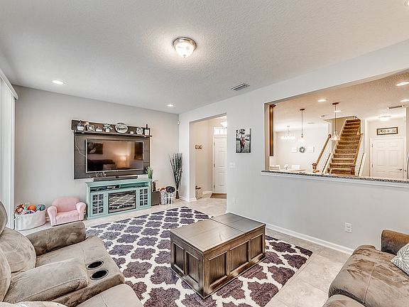 5th image of 172 Nelson Ln