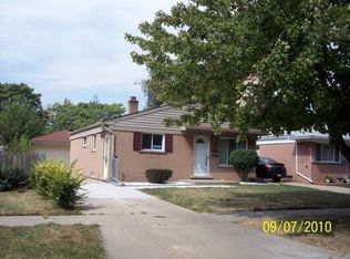 5913 Whitefield St, Dearborn Heights, MI