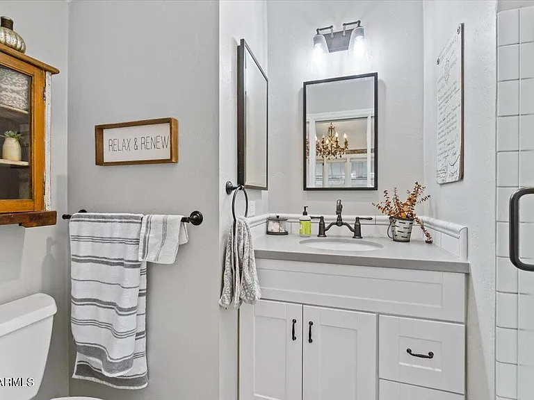 514 W Palm Ln — Photo 16