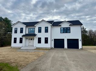 247 Braley Hill Rd, Rochester, MA 02770