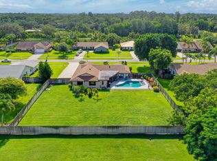 245 Old Country Rd S, Wellington, FL 33414