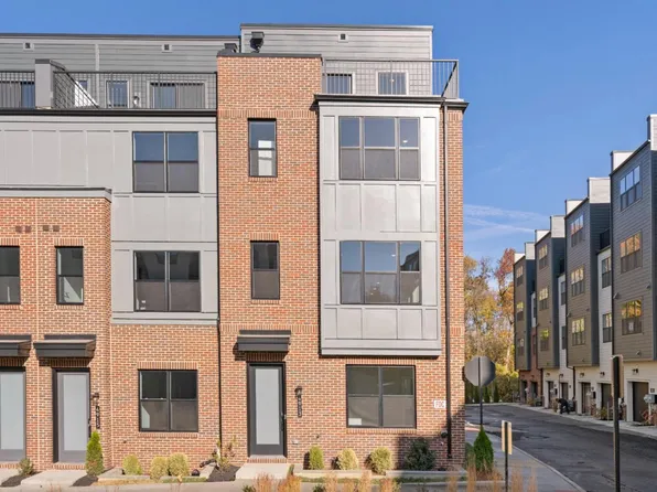 4913 Churchill Mews, Alexandria, VA 22304