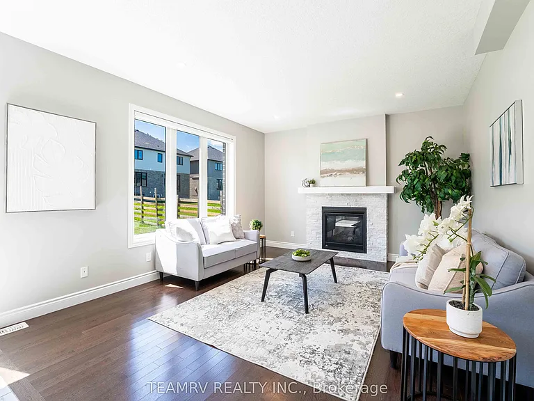 382 Masters Dr — Photo 10