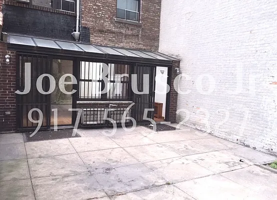 Rented by City Stop Realty | media 16