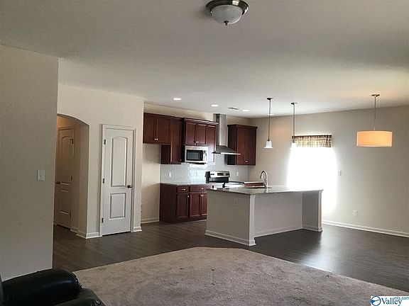 3rd image of 7717 N Catawba Cir NW