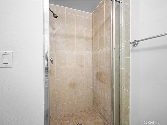 3rd image of 7948 De Soto Ave #7948