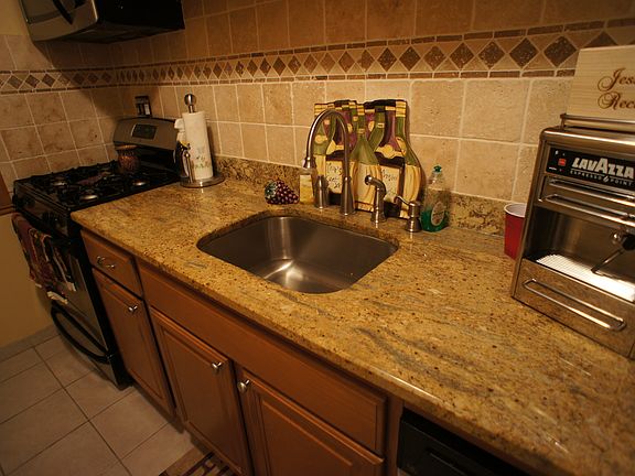 5th image of 8986 15th Ave #2B