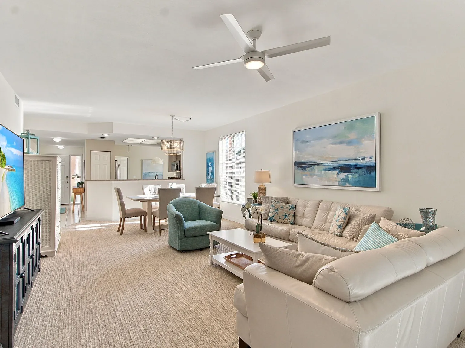 2 bed, 1402 sqft, $4,500 — Photo 3