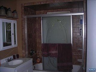 2nd image of 304 Union Ave