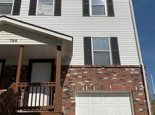798 Delray Dr, Saint Peters, MO 63376