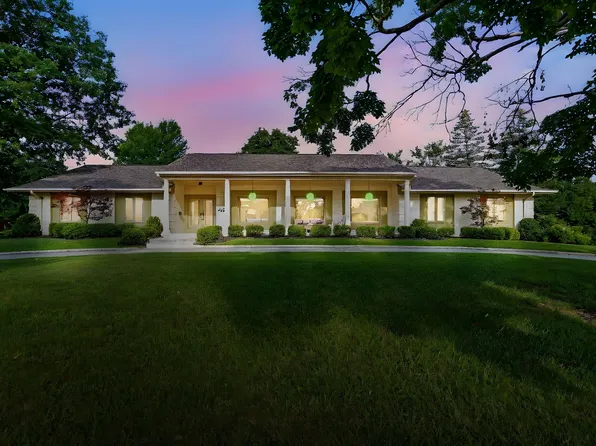 4130 Beaver Ave, Des Moines, IA 50310