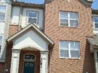 1093 N Claremont Dr, Palatine, IL 60074